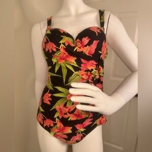St. John's Bay Floral One Piece Swimsuit Size 10.